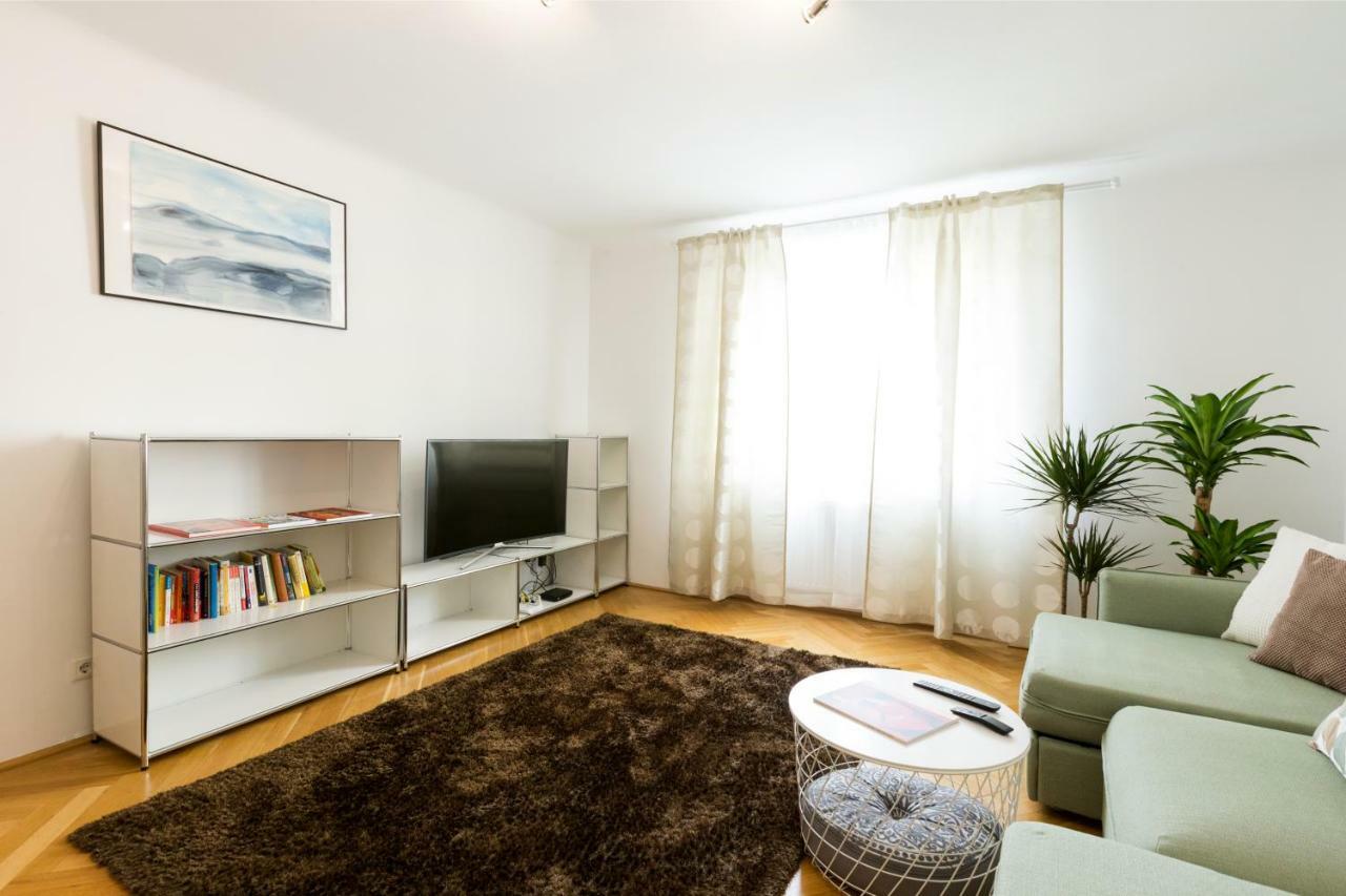 Apartment Rudolfsplatz Vienna Exterior photo